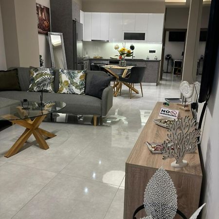 Menda Suite Heraklion  Bagian luar foto