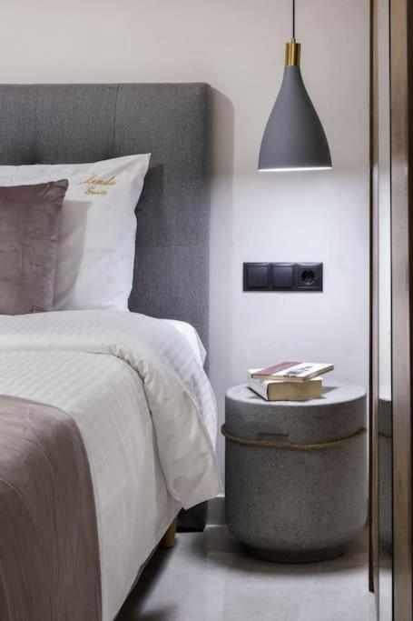 Menda Suite Heraklion  Bagian luar foto
